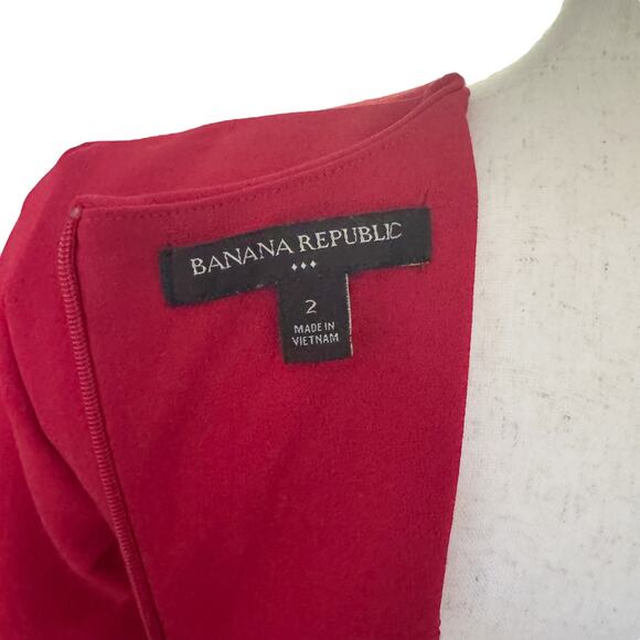 Banana Republic Sheath dress Bell flutter sleeves Womens Sz 2 4  Red Holiday - Picture 6 of 13